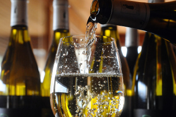 The World of Wine: What’s Trending This Spring